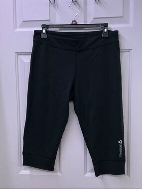Reebok Women’s Black Capri Athletic Leggings
